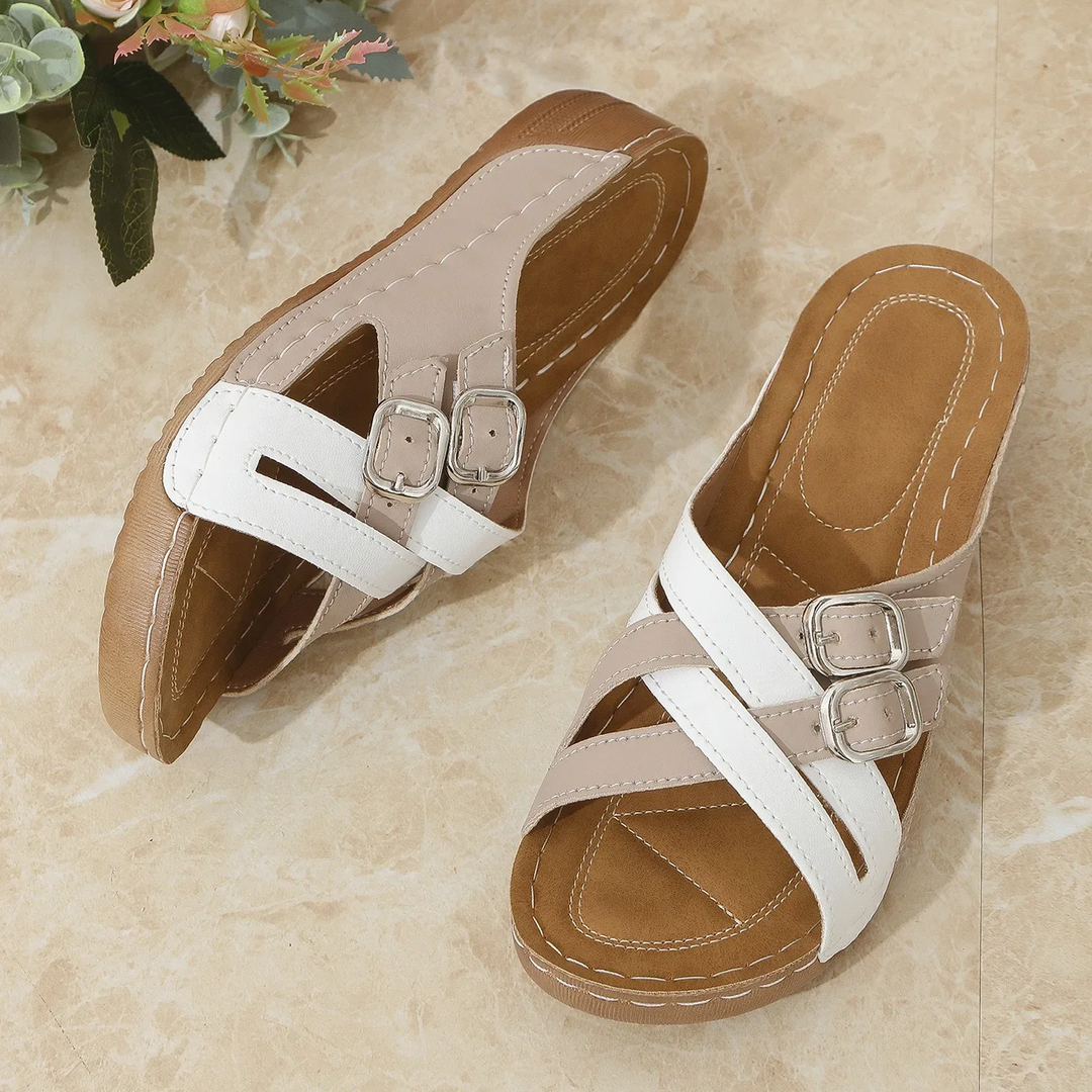 Lily | Buckle Wedges